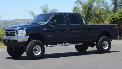 Ford Crew Cab - Long Bed Пикап