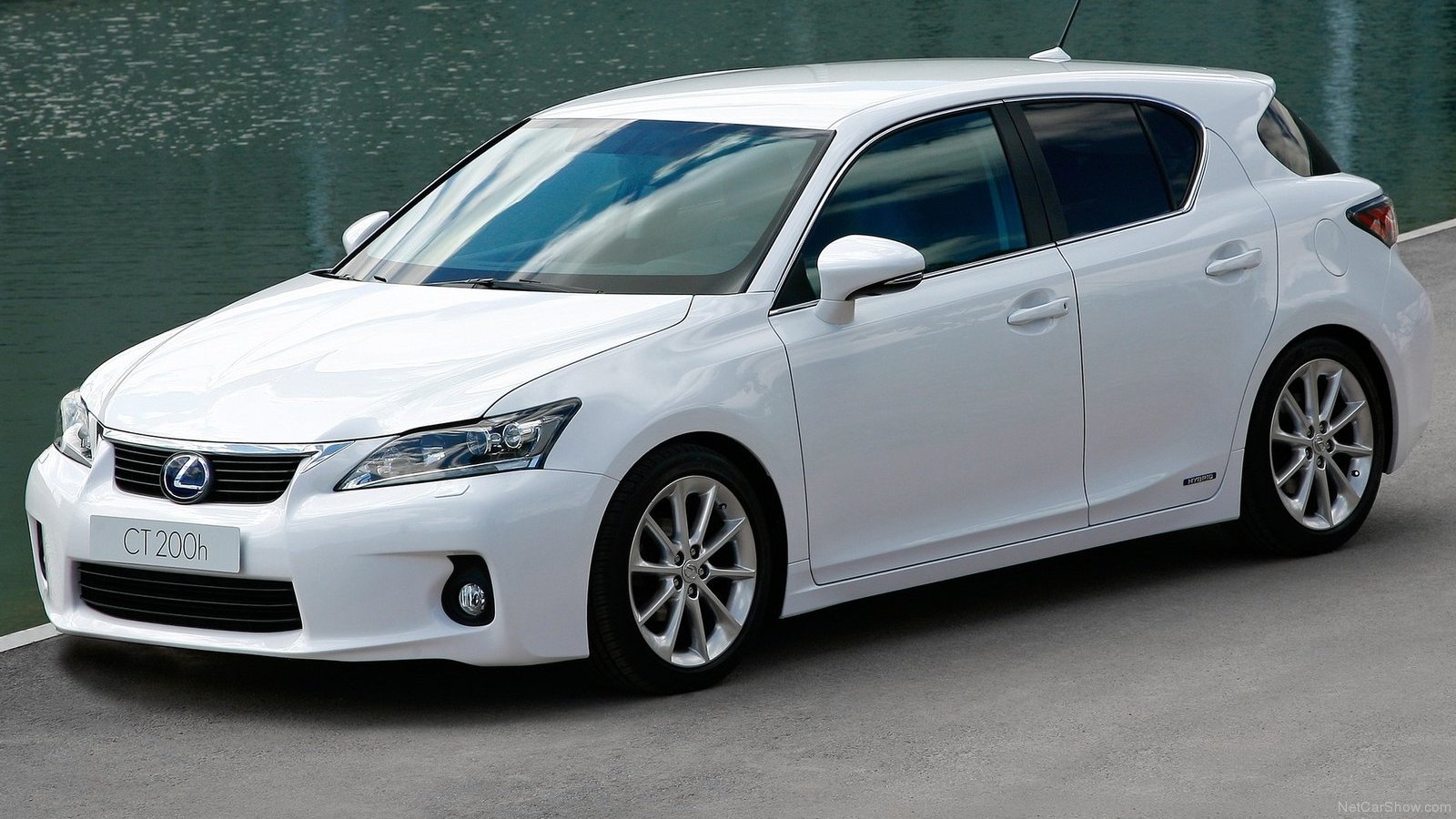 Lexus CT () > Car Catalog DukeMart.com