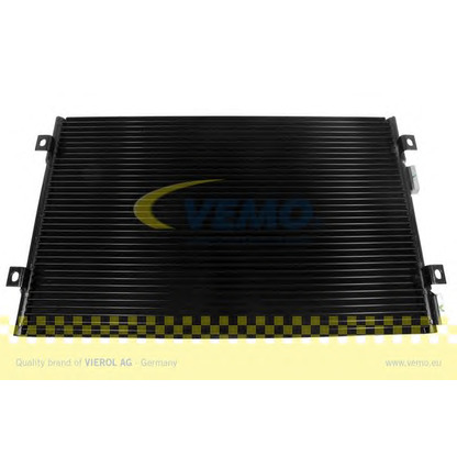 Photo Condenser, air conditioning VEMO V33620006