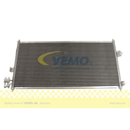 Photo Condenser, air conditioning VEMO V38620005