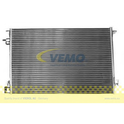 Photo Condenser, air conditioning VEMO V40620010
