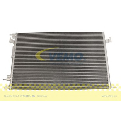 Photo Condenser, air conditioning VEMO V40620011