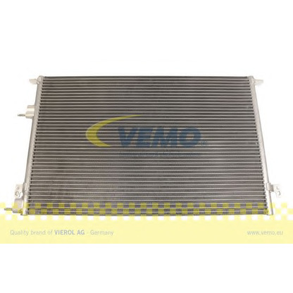 Photo Condenser, air conditioning VEMO V50620005