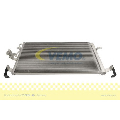 Photo Condenser, air conditioning VEMO V52620001