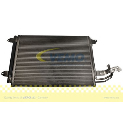 Photo Condenser, air conditioning VEMO V15621017