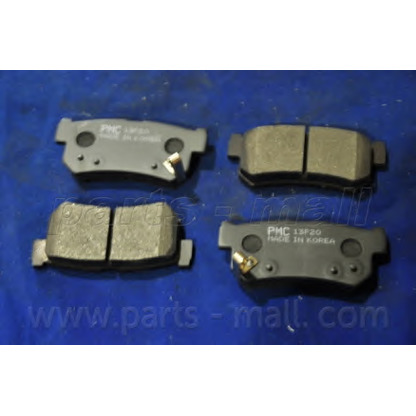 Photo Brake Pad Set, disc brake PARTS-MALL PKD004