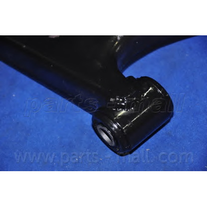 Photo Track Control Arm PARTS-MALL PXCAA017LR